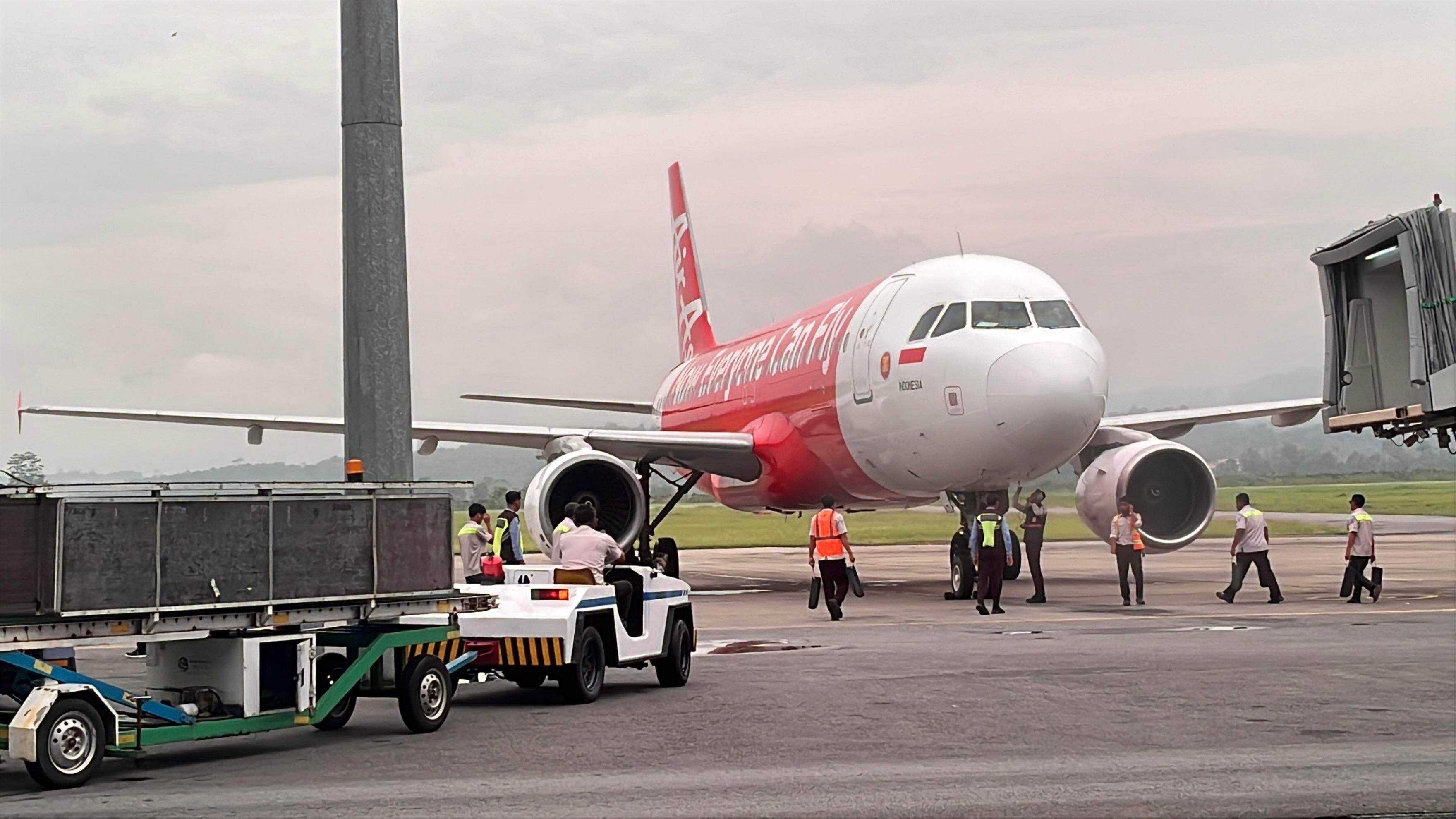 Harga Tiket AirAsia Kendari–Makassar Rata Rp600 Ribuan, Penerbangan 14–18 Maret Habis Terjual