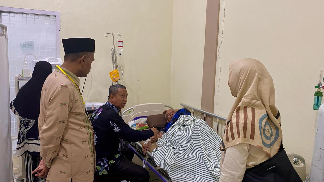 Tak Bisa Buang Air Kecil, Jemaah Haji Kolut Hampir Urungkan Berangkat ke Tanah Suci