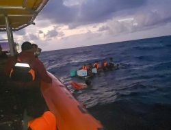 Kapal Bocor di Perairan Labengki, 11 Warga Kendari Berhasil Diselamatkan