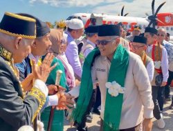 Menhaj Mochamad Irfan Yusuf Tiba di Kota Baubau, Disambut Wali Kota hingga Sultan Buton ke-41