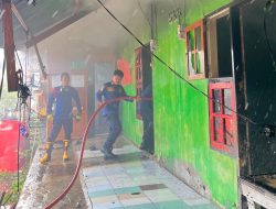 Rumah dan Kos di Puwatu Ludes Terbakar, Damkar Kendari Kerahkan Lima Armada
