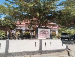 Warga Anduonohu Bingung, Ambil Bantuan Pangan Diminta Bawa Sampah ke Kelurahan