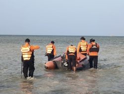 Basarnas Kendari Cari Kru Kapal yang Jatuh ke Laut di Perairan Toronipa