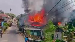 Kobaran Api Lalap Rumah Warga di Watonea Muna